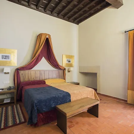 De 4* Trujillo