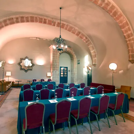 De 4* Трухильо