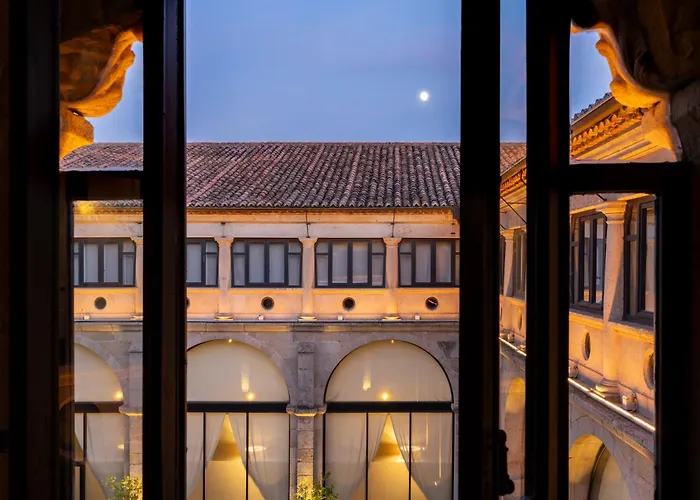 호텔 파라도르 데